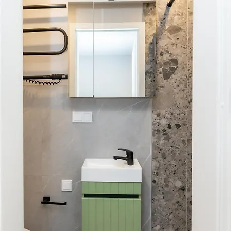 Trumpalaike Butu Nuoma Kaune Prie Kliniku Miniukas Self Check-in Apartamento *